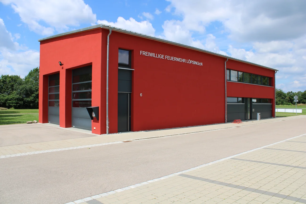 Feuerwehrhaus_Ansicht_vorne_schräg